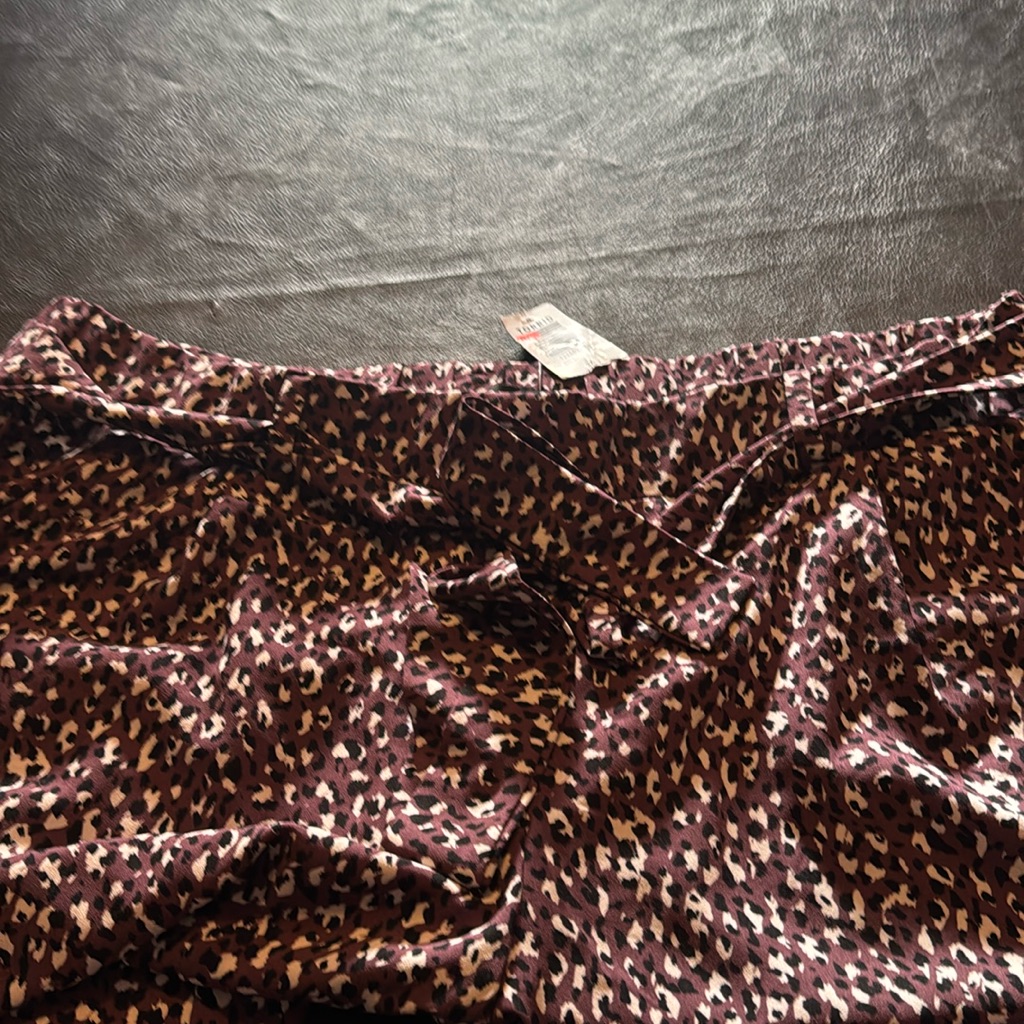 Nwt Torrid Purple Leopard Print Pants